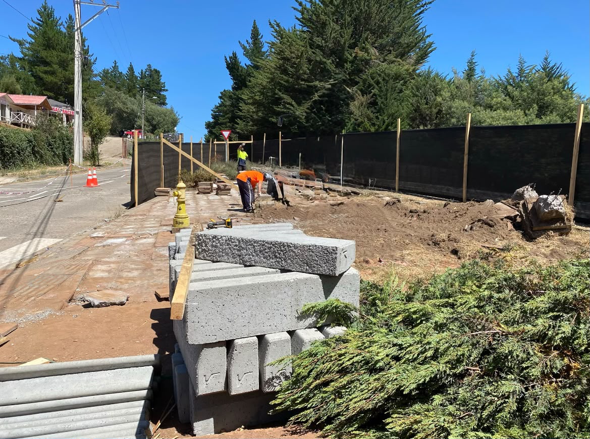 Trabajo de fundaciones y preparación de terreno